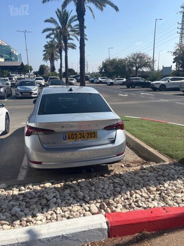 סקודה אוקטביה