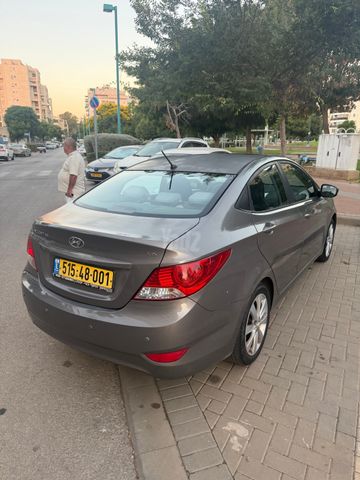 יונדאי אקסנט i25