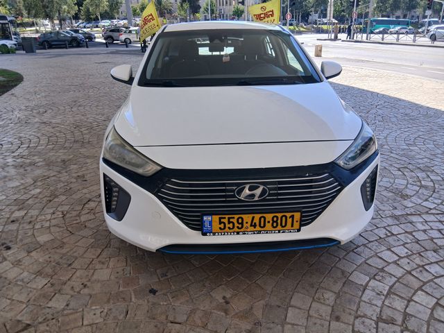 יונדאי איוניק