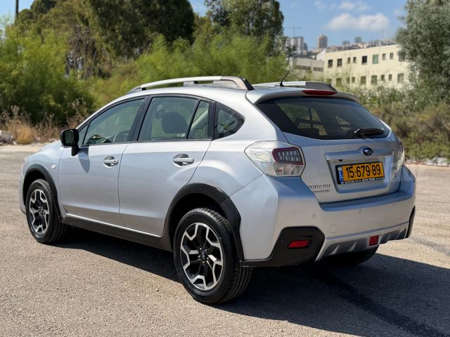 סובארו XV