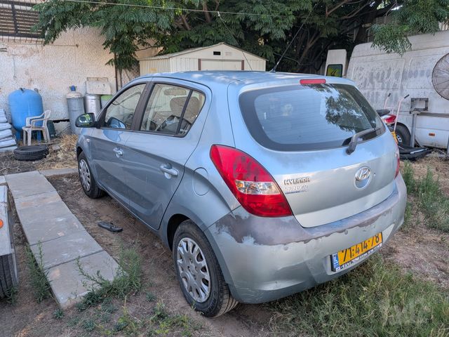 יונדאי i20