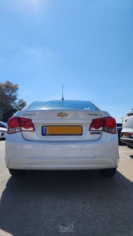 שברולט קרוז
