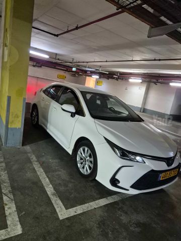 מודעת רכב טויוטה קורולה