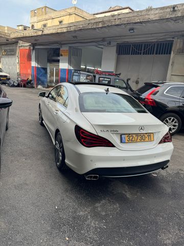 מרצדס-בנץ CLA