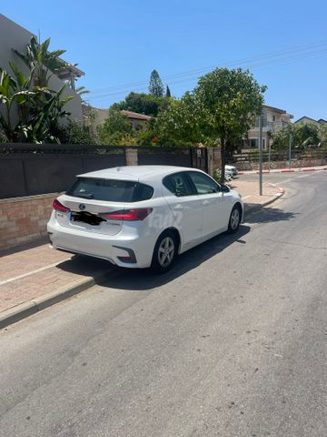 לקסוס CT