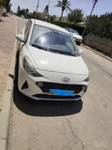 יונדאי i10