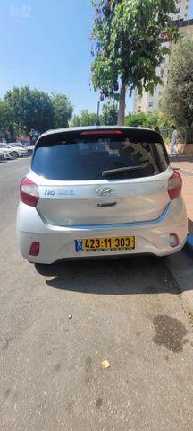 יונדאי i10