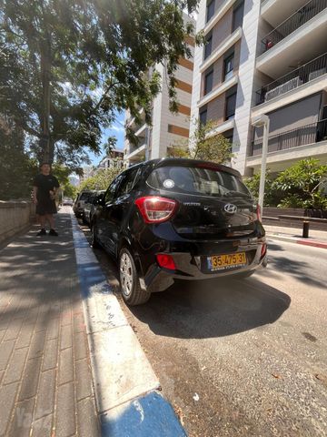 יונדאי i10