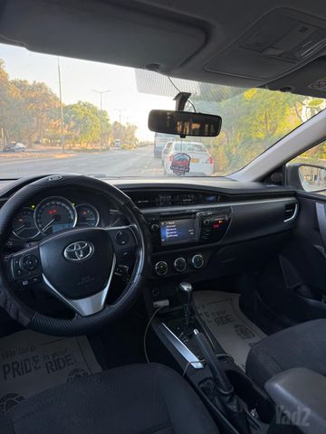 טויוטה קורולה