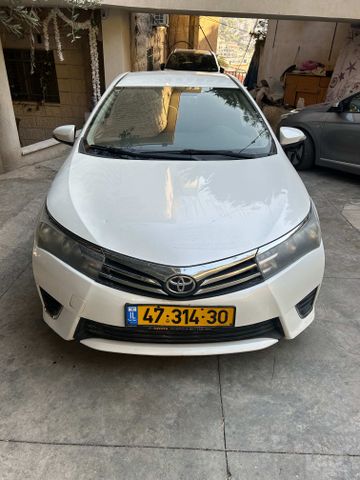 מודעת רכב טויוטה קורולה