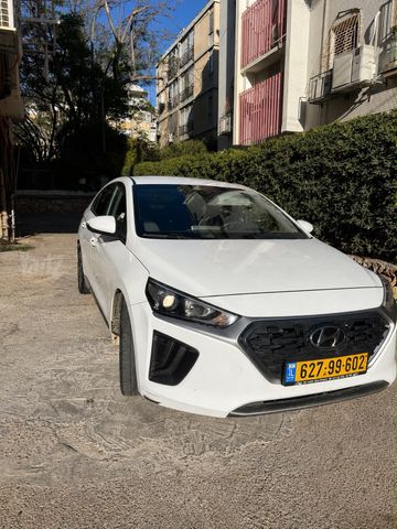 יונדאי איוניק