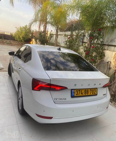 סקודה אוקטביה