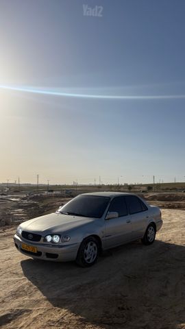 טויוטה קורולה