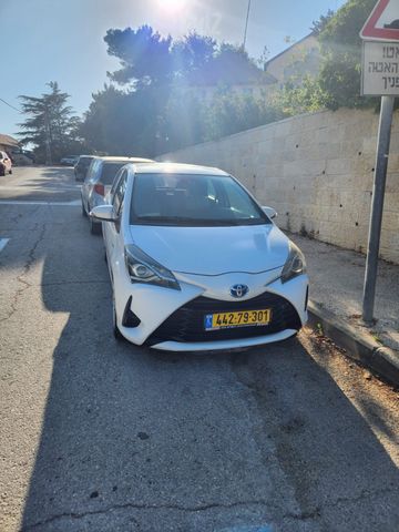 מודעת רכב טויוטה יאריס
