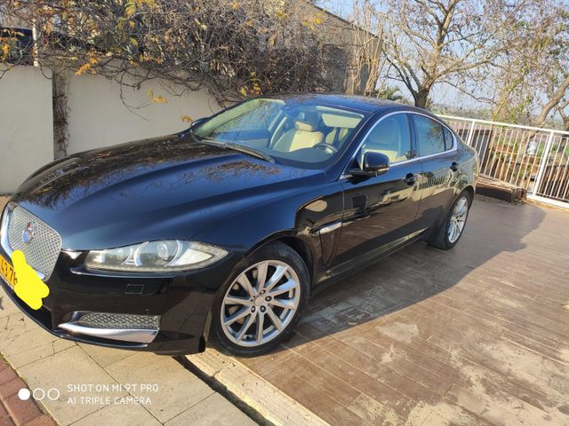 XF Premium Luxury 2.2d אוט׳ 2.2 (188 כ״ס)
