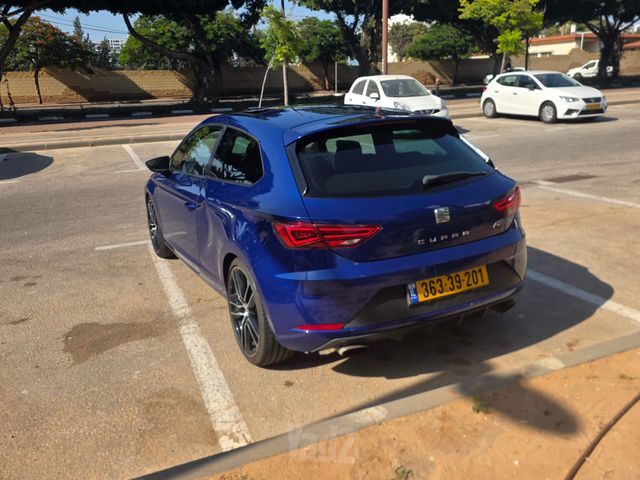 סיאט לאון