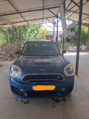 מיני קאנטרימן