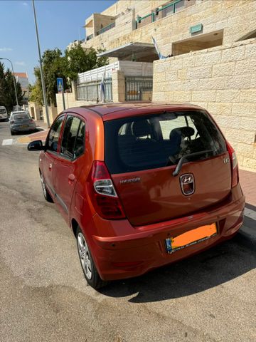 יונדאי i10