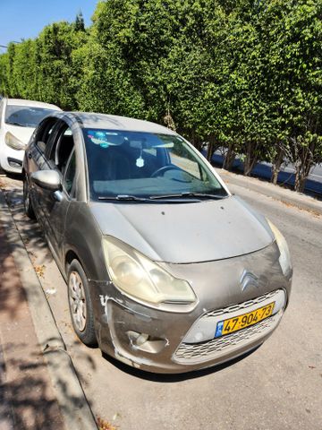 מודעת רכב סיטרואן C3
