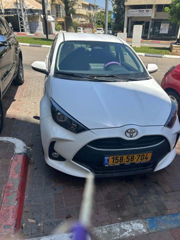 טויוטה יאריס