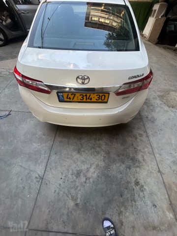 טויוטה קורולה