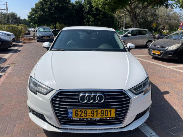 מודעת רכב אאודי A3