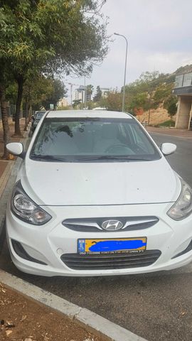 יונדאי אקסנט i25
