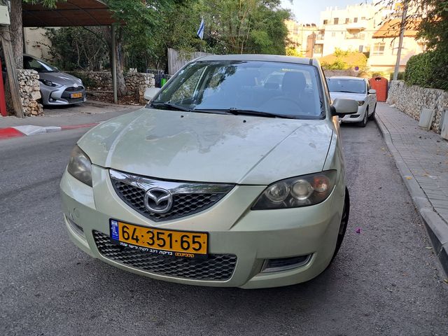 מאזדה 3