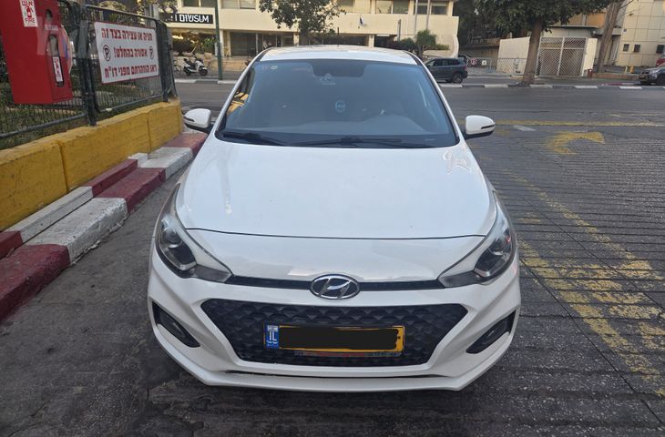 מודעת רכב יונדאי i20