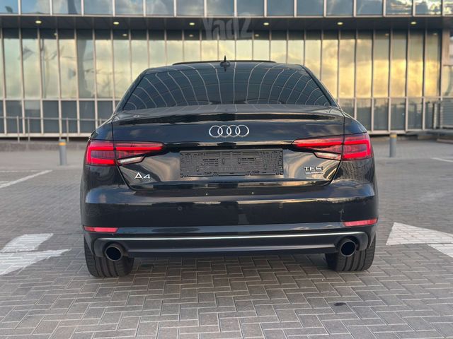 אאודי A4