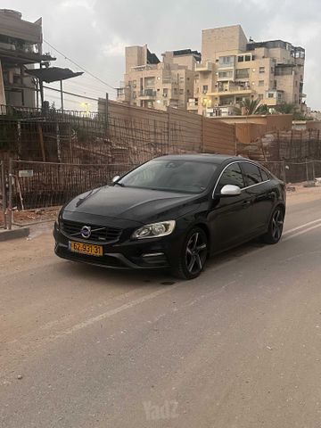 וולוו S60