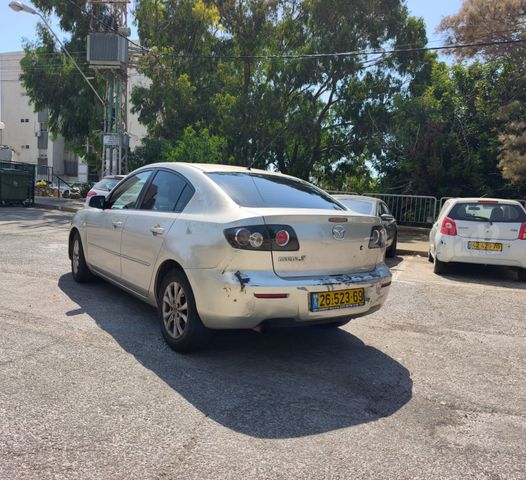 מאזדה 3