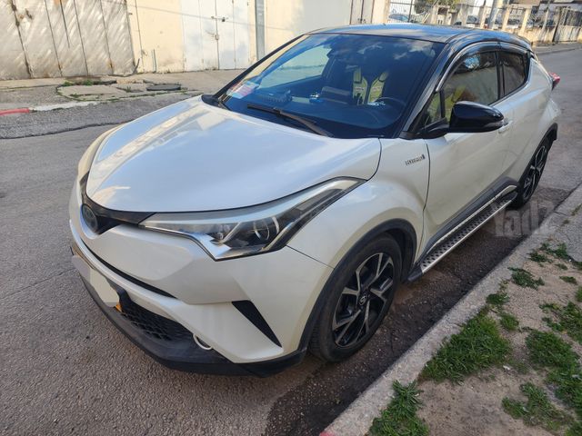 טויוטה C-HR
