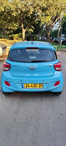 יונדאי i10