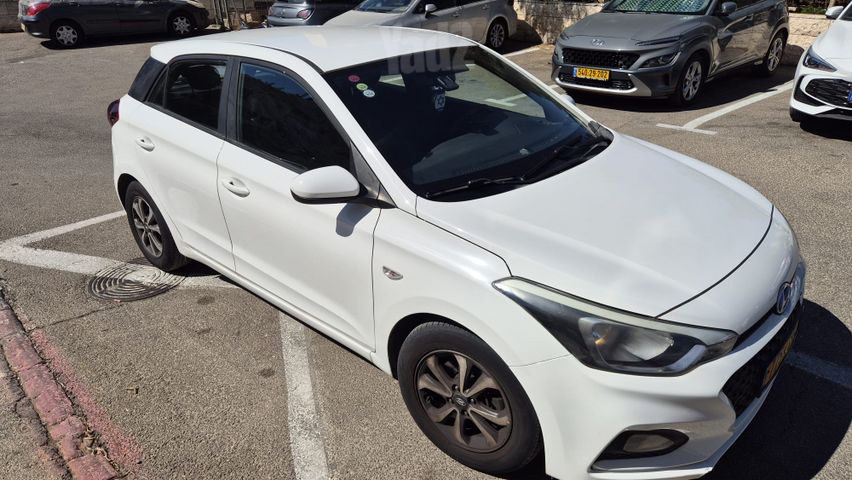 מודעת רכב יונדאי i20