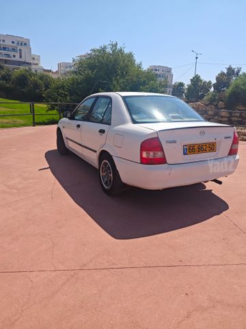 מאזדה 323