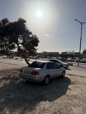 טויוטה קורולה
