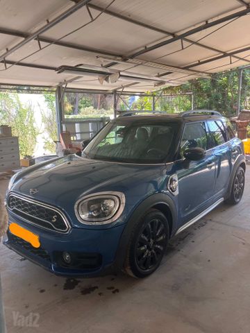 מיני קאנטרימן