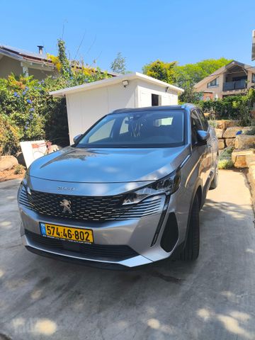 פיג'ו 3008