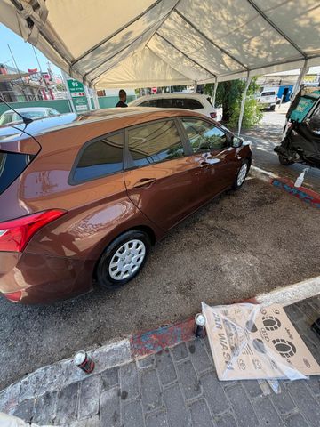 יונדאי i30