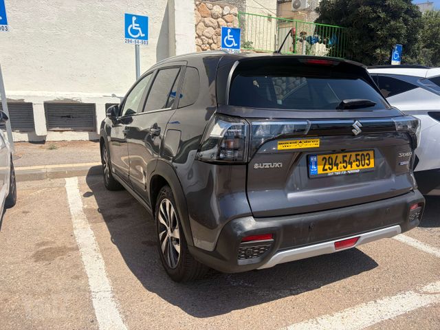 סוזוקי S-Cross