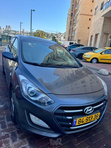 יונדאי i30