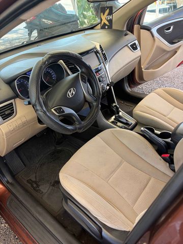 יונדאי i30