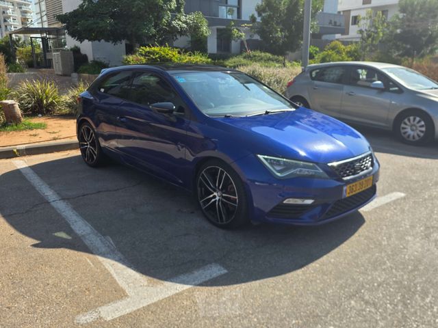 מודעת רכב סיאט לאון