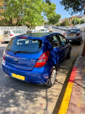 יונדאי i20