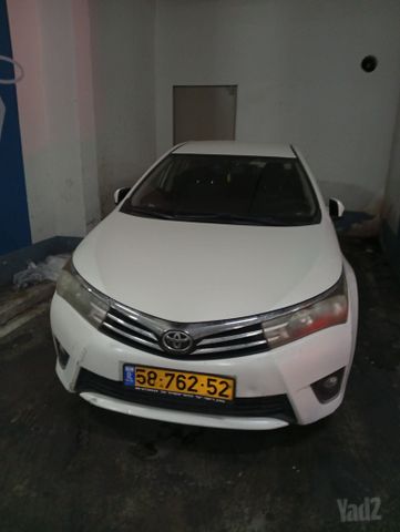 מודעת רכב טויוטה קורולה