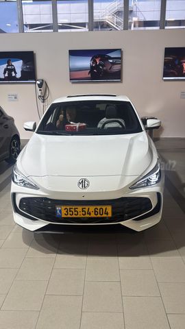 אם ג'י MG3