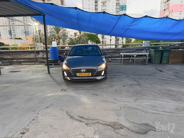 יונדאי i30