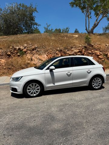 אאודי A1