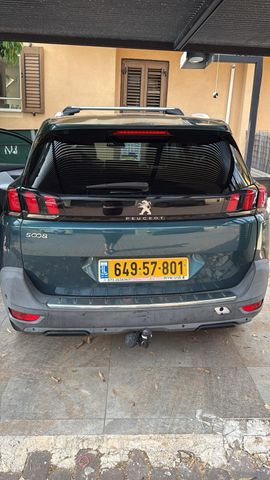 פיג'ו 5008